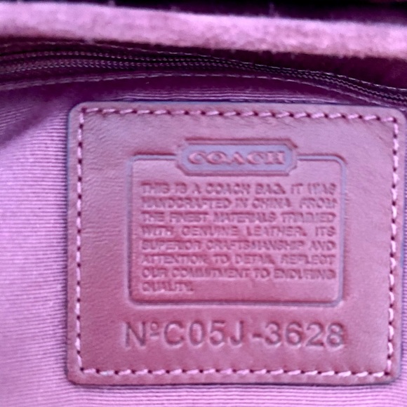 SOLD 💜 RARE vintage Y2K Coach Purse in Purple Plum 💜 - Picture 6 of 7